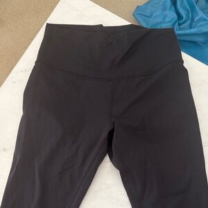 Lululemon Black High-Waisted Leggings 10